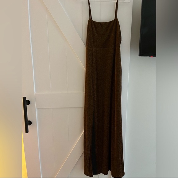 SHOWPO MAXI DRESS - Picture 2 of 3